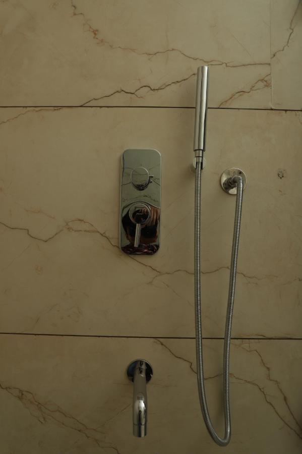 Hotel Florence Nanded Exterior photo