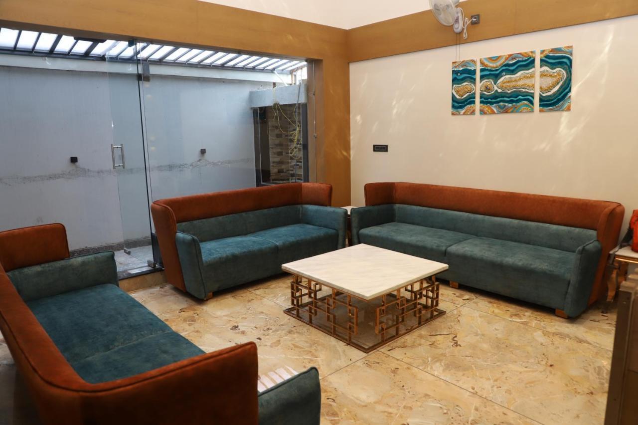 Hotel Florence Nanded Exterior photo