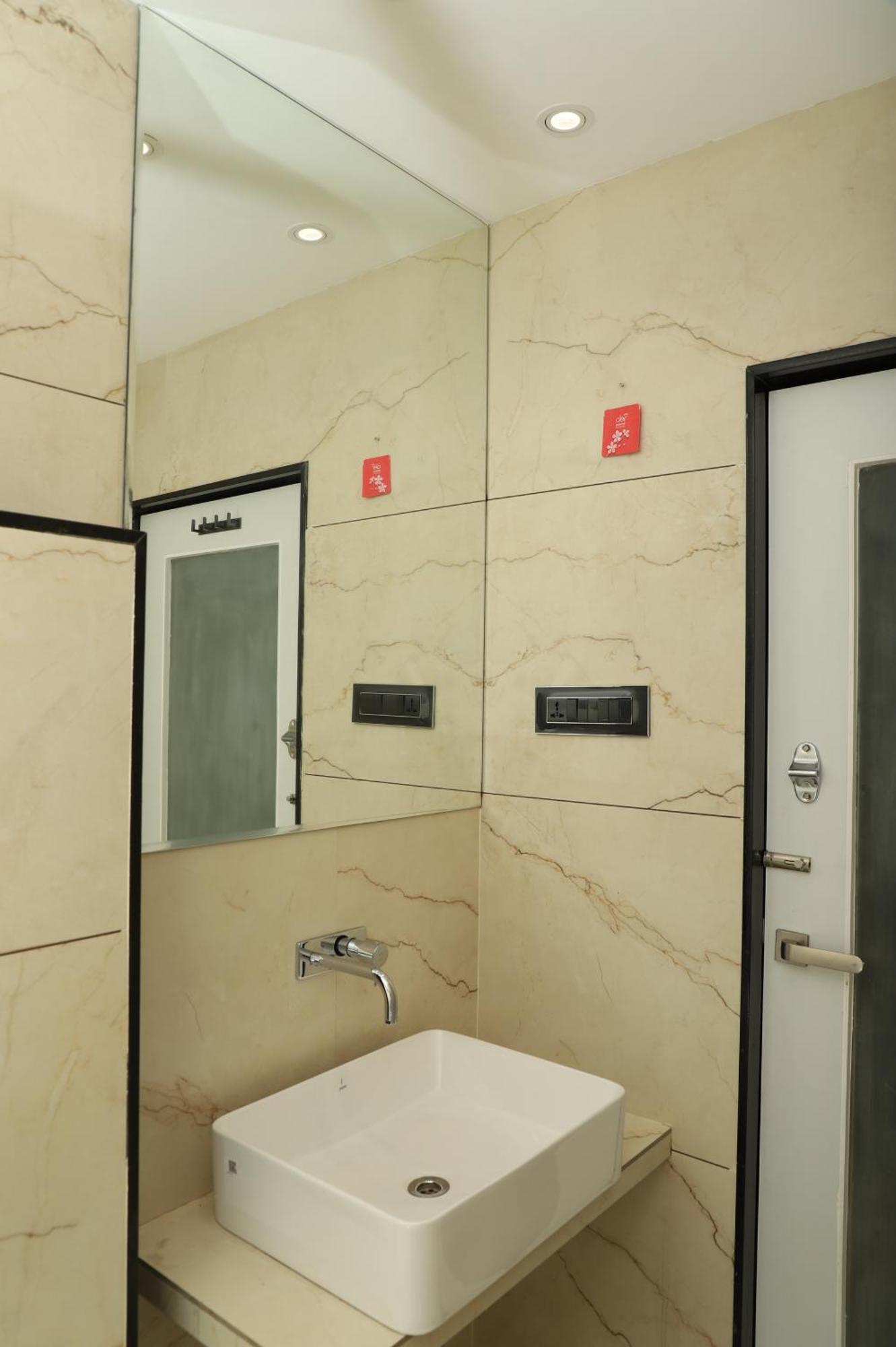 Hotel Florence Nanded Exterior photo